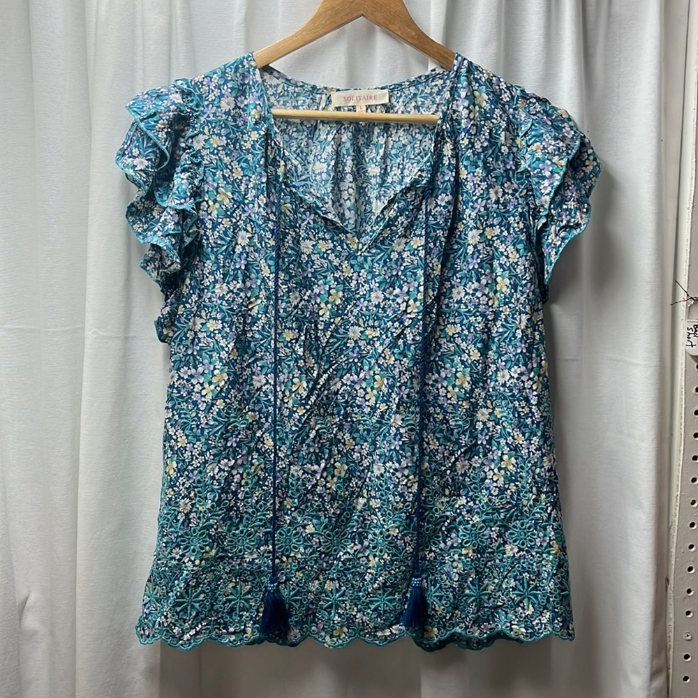 Solitaire Blue Purple Floral Tassel Eyelet Scallop‎ Top- L